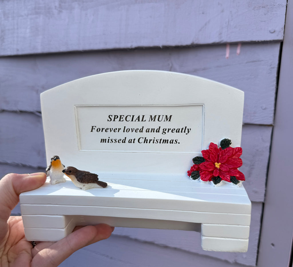 Memorial decor - Christmas Bench
